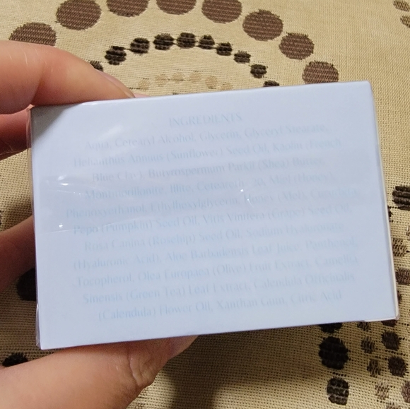 Mi-el Honey Infused Hydration Face Mask - Picture 5 of 6